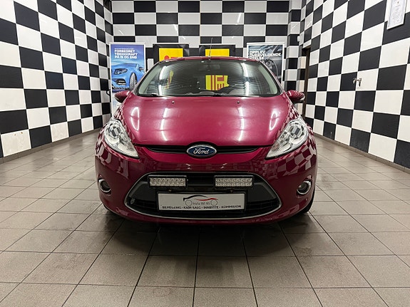 Ford Fiesta 3 of 30