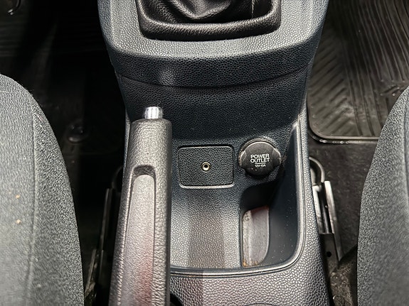 Ford Fiesta 26 of 30