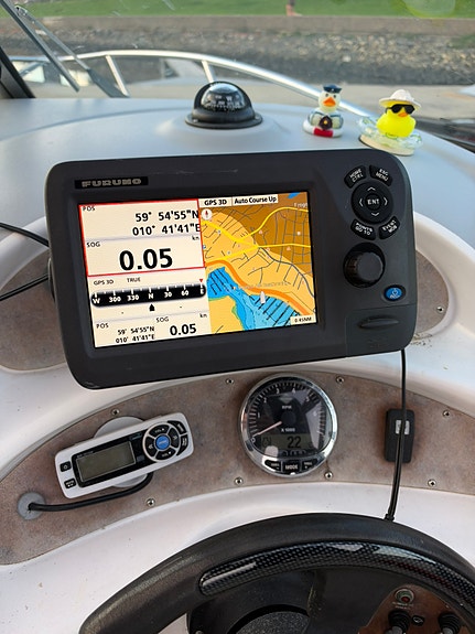 Triton 200 /m Mercury Optimax 115 og Tiki båthenger 11 of 15