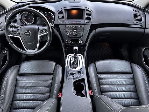 Opel Insignia 18 of 26