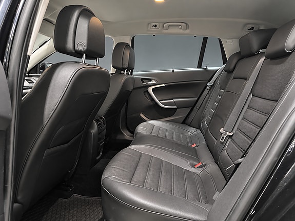 Opel Insignia 17 of 26