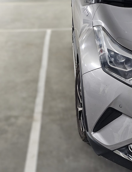 Toyota C-HR 5 of 18