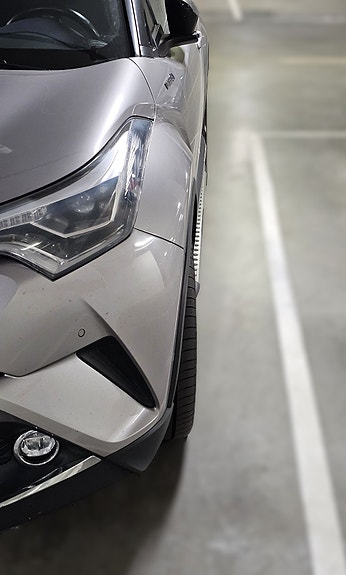 Toyota C-HR 6 of 18