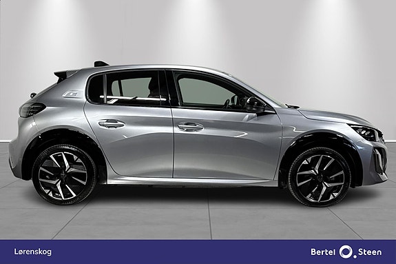Peugeot e-208 6 of 24