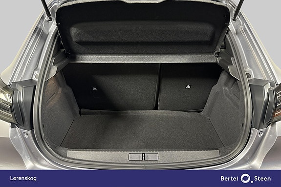 Peugeot e-208 23 of 24