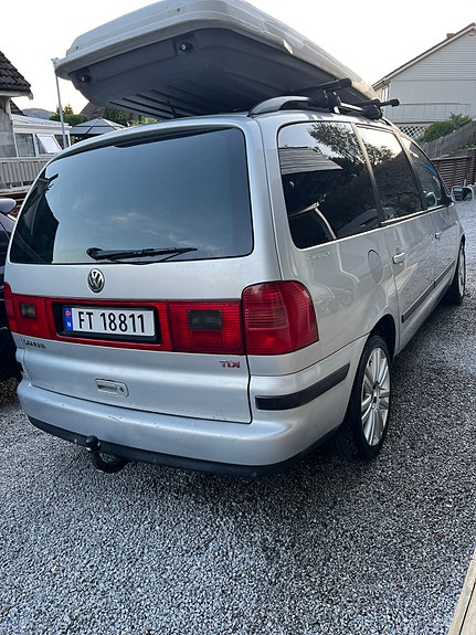 Volkswagen Sharan 2 of 30