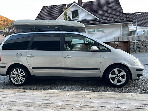 Volkswagen Sharan 4 of 30