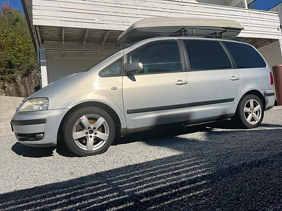 Volkswagen Sharan 24 of 30