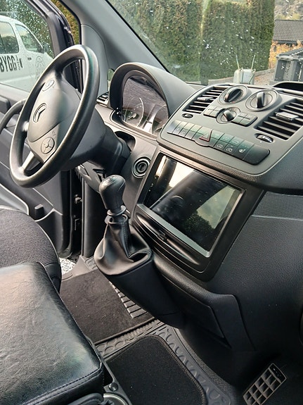 Mercedes-Benz Vito 113 29 of 30