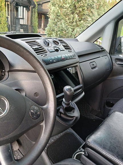 Mercedes-Benz Vito 113 15 of 30