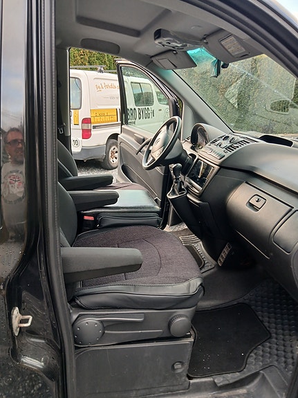 Mercedes-Benz Vito 113 21 of 30