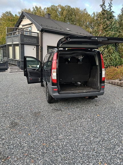 Mercedes-Benz Vito 113 24 of 30