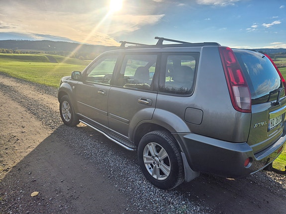 Nissan X-Trail 4 of 23