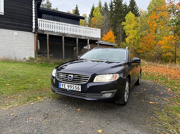 Volvo V70 6 of 30
