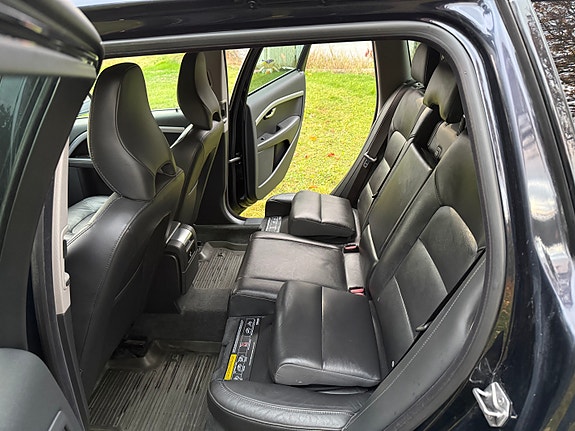 Volvo V70 27 of 30