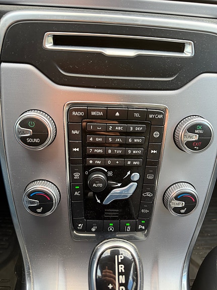 Volvo V70 25 of 30