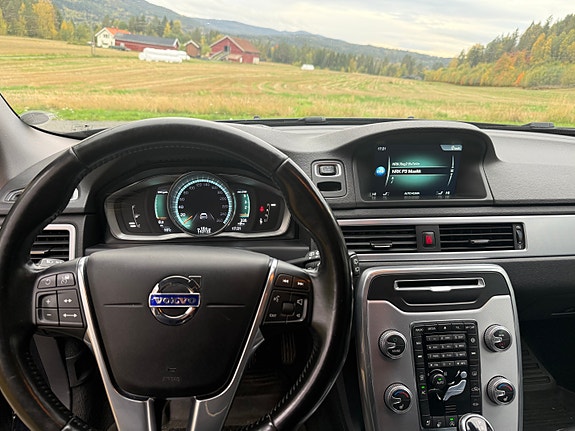 Volvo V70 20 of 30