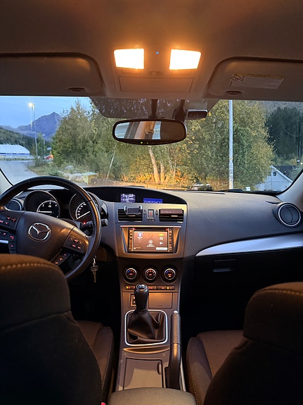 Mazda 3 10 of 13