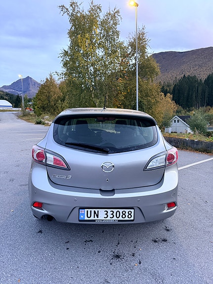 Mazda 3 4 of 13