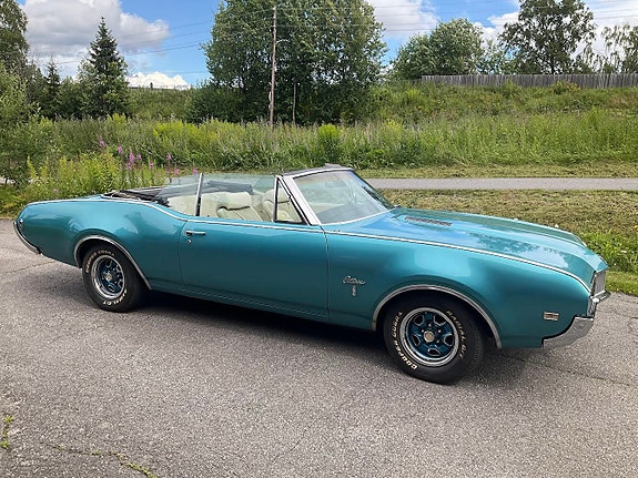 Oldsmobile Cutlass 3 of 3