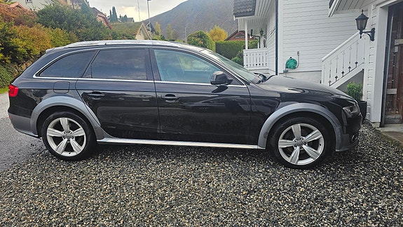 Audi A4 allroad 2 of 10