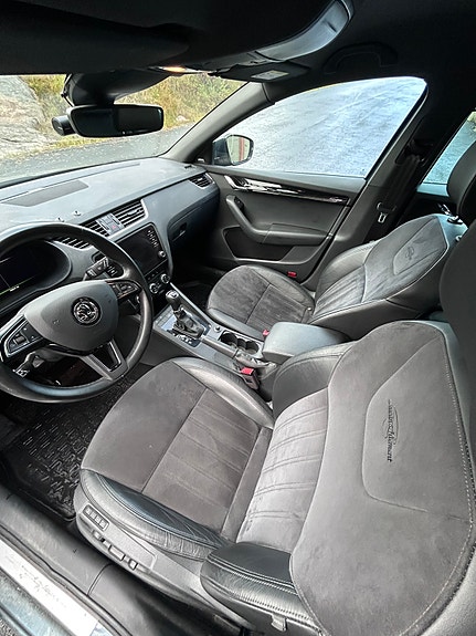 Skoda Octavia 7 of 16