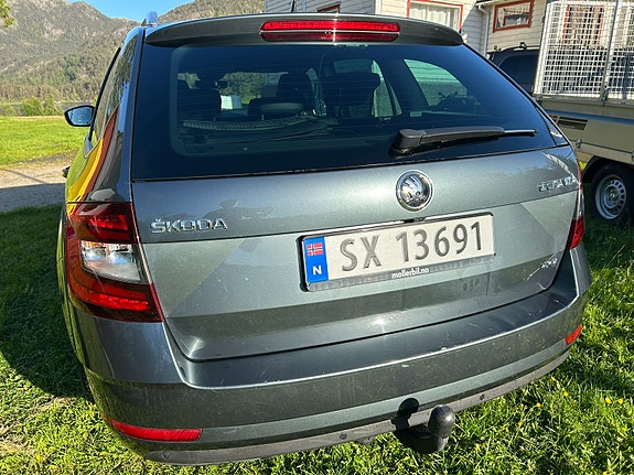 Skoda Octavia 4 of 16