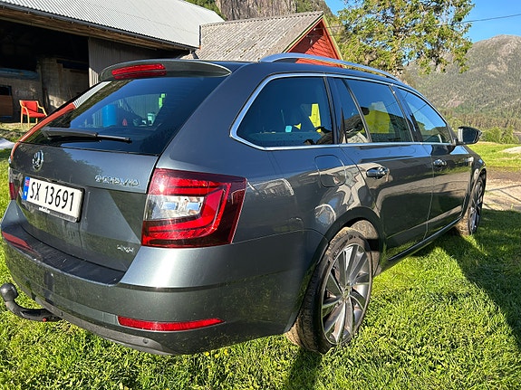 Skoda Octavia 3 of 16
