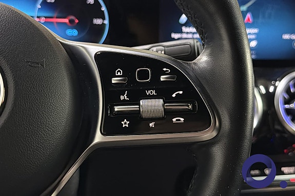 Mercedes-Benz EQA300 21 of 30