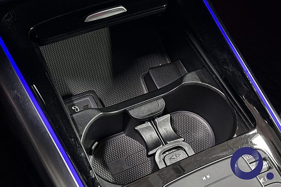 Mercedes-Benz EQA300 24 of 30