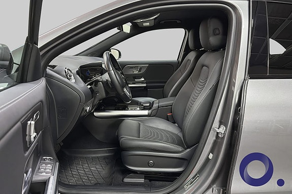 Mercedes-Benz EQA300 12 of 30