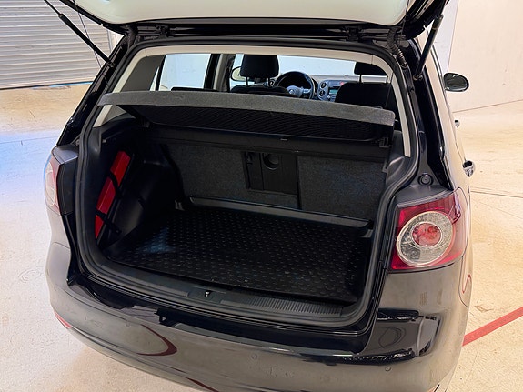 Volkswagen Golf Plus 10 of 18