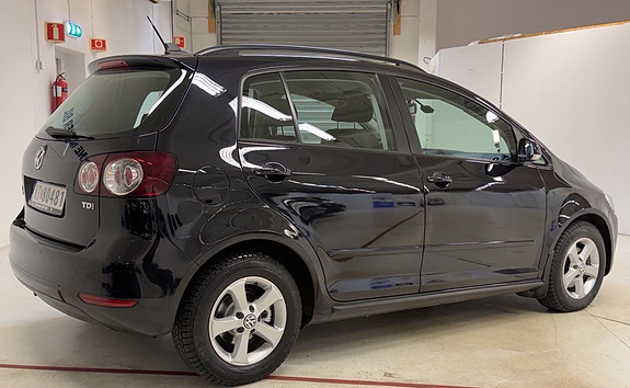 Volkswagen Golf Plus 2 of 18