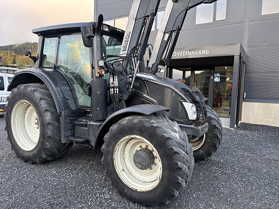 Valtra N163 Versu 2012, kr 529 000,-