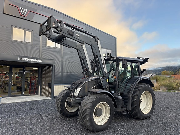 Valtra N163 Versu 2012, kr 529 000,-