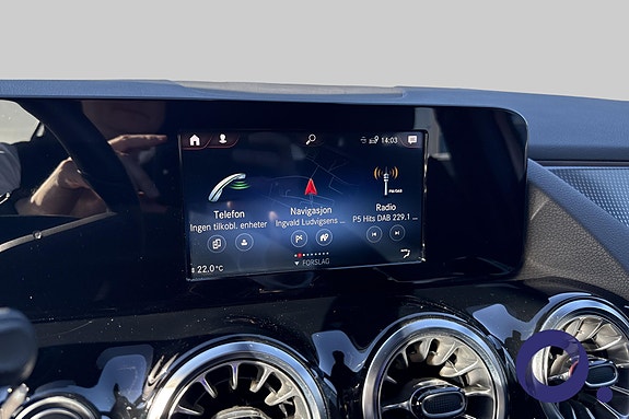 Mercedes-Benz EQA300 17 of 20