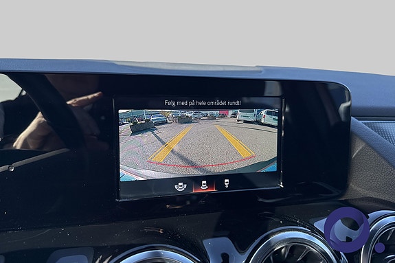 Mercedes-Benz EQA300 18 of 20