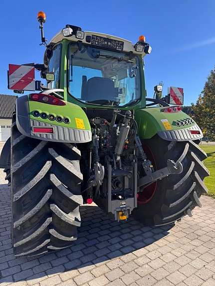 Fendt 724 Gen 6 8 of 16