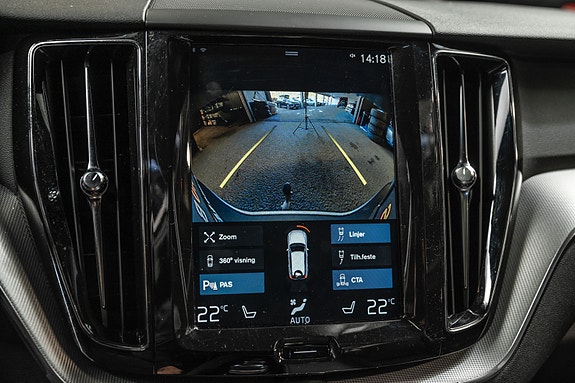 Volvo XC60 27 of 30