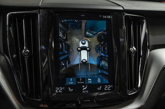 Volvo XC60 28 of 30