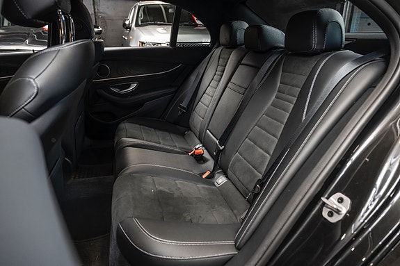 Mercedes-Benz E300 e 15 of 30