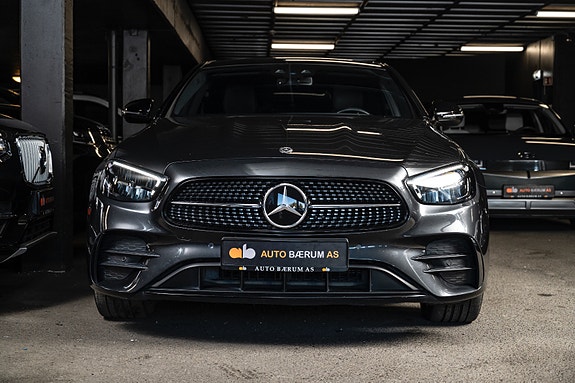 Mercedes-Benz E300 e 3 of 30