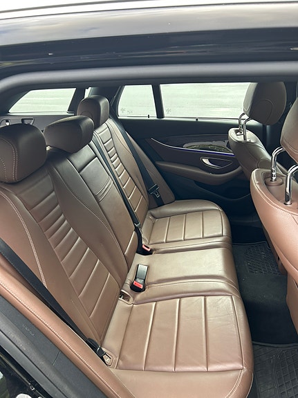 Mercedes-Benz E220 d 14 of 17