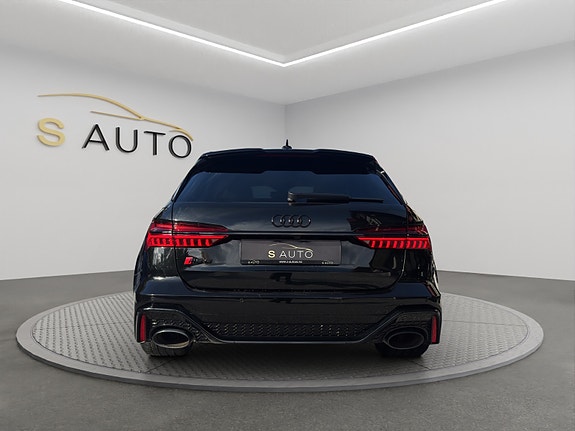 Audi RS6 7 of 28