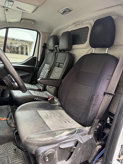 Ford Transit Custom 12 of 14