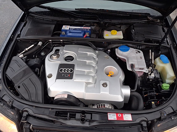 Audi A4 12 of 17