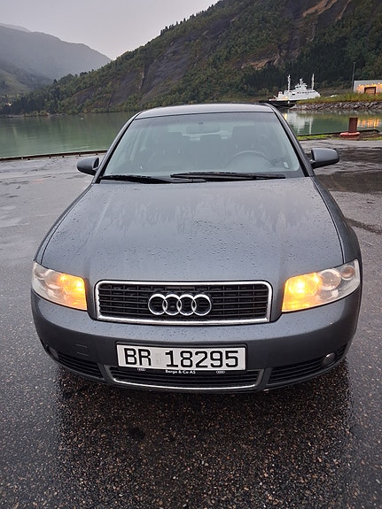 Audi A4 10 of 17