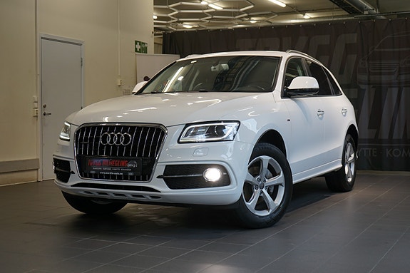 Audi Q5 2 of 30