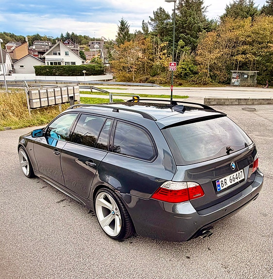 BMW 525d 6 of 30