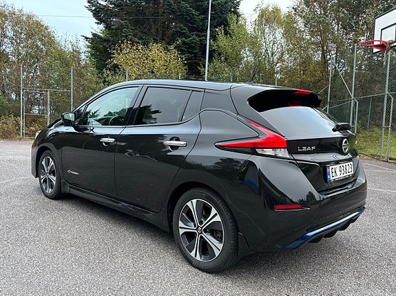 Nissan Leaf 21 of 23